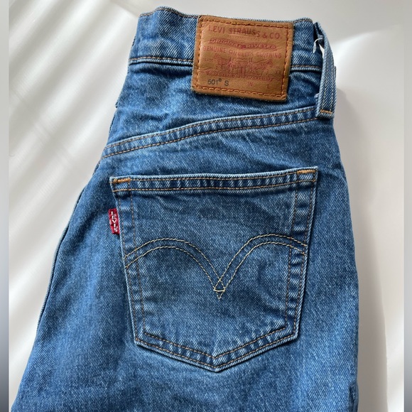 Levi’s 501s - Picture 4 of 6